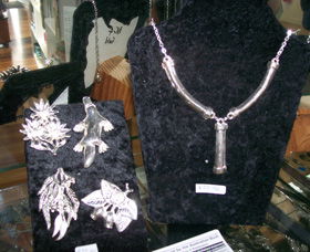 Australian Wildflower Jewellery Gallery - Tourism Adelaide 1