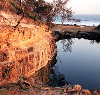 Angourie Blue Pool - Tourism Adelaide