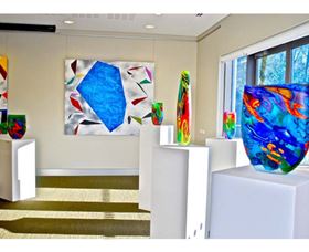 Lone Goat Gallery - Tourism Adelaide 3