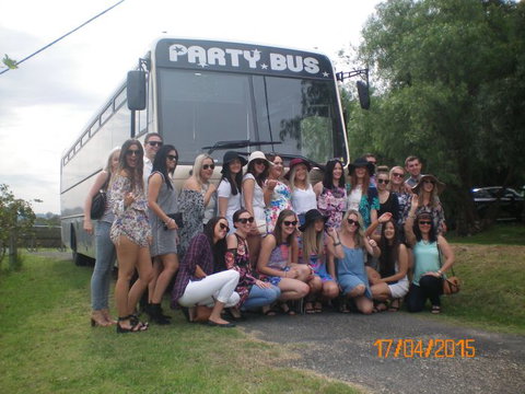 R & R Bus And Leisure Hire - Tourism Adelaide 0