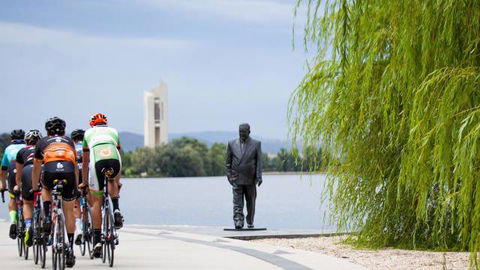 R G Menzies Walk - Tourism Adelaide 0