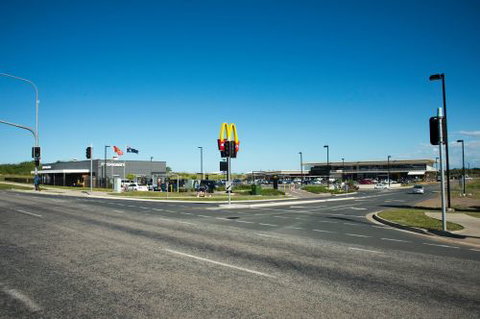 Bargara Central Shopping Village - Tourism Adelaide 1