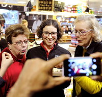 Adelaide Central Market Delicious Lunch Tour - Tourism Adelaide