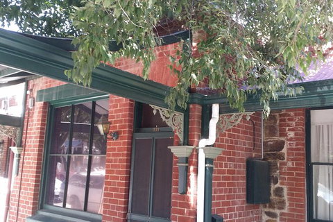 Adelaide Walking Tour: East End Escapade - Tourism Adelaide 3