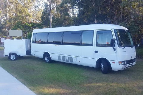 Brisbane Airport Arrival Shared Shuttle Service With Wheelchair Access - Tourism Adelaide 2