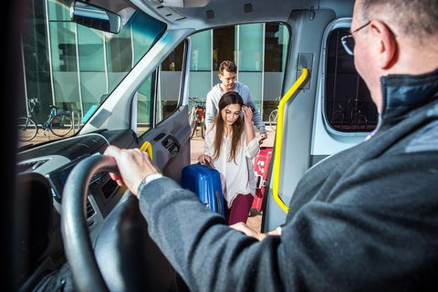 Cairns Airport (CNS) Departure Transfer (Port Douglas Hotels To Cairns Airport) - Tourism Adelaide 6