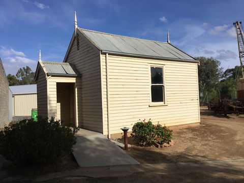 Finley And District Historic Museum And Log Cabin - Tourism Adelaide 1