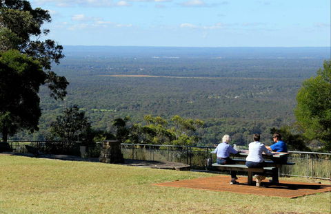 Hawkesbury Lookout - Tourism Adelaide 0