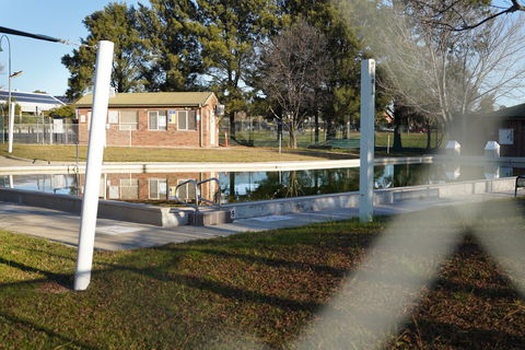 Bungendore Pool - Tourism Adelaide 1