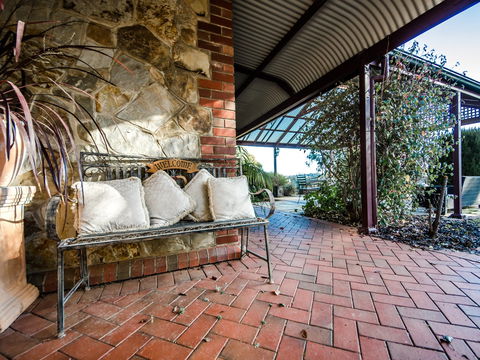 Hahndorf Creek Wellness Spa - Tourism Adelaide 2
