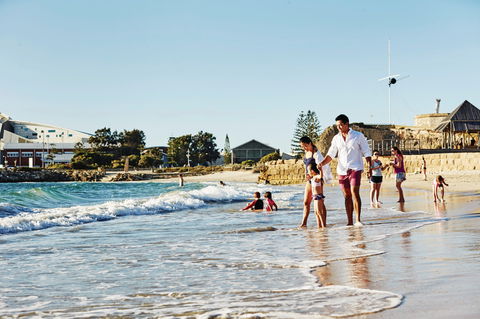 A Day In Fremantle - Tourism Adelaide 2