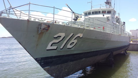 HMAS Gladstone - Tourism Adelaide 0
