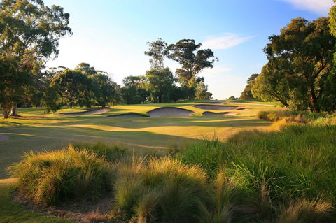 Huntingdale Golf Club - Tourism Adelaide 1