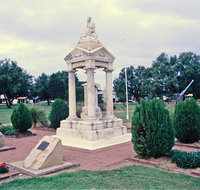 Weeping Mother Memorial - Tourism Adelaide