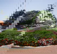 Yeppoon War Memorial - Tourism Adelaide