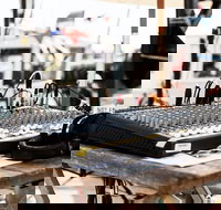 Apollo Bay Radio 87.6 FM - Tourism Adelaide