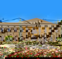 Barossa Chateau Queens Rose Garden