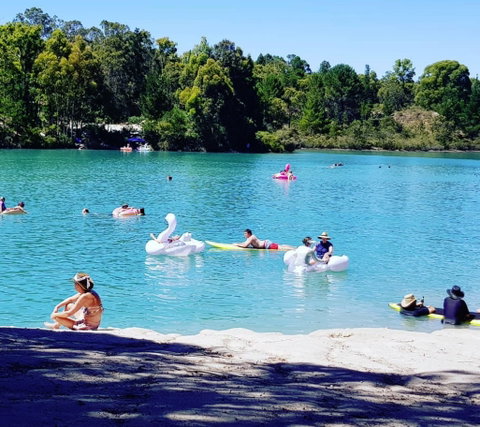Black Diamond Lake - Tourism Adelaide 0
