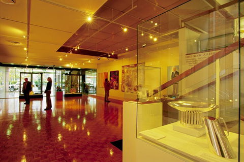 Hamilton - Tourism Adelaide 2