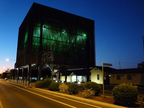 Tree Of Knowledge Memorial - Tourism Adelaide 0
