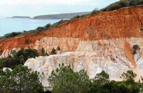 Pinnacles Loop Walking Track - Tourism Adelaide 0