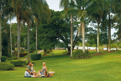 Melsa - Tourism Adelaide 0