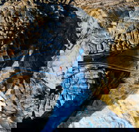 The Gap and Natural Bridge - Tourism Adelaide