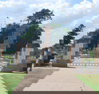 Warwick War Memorial and Gates - Tourism Adelaide