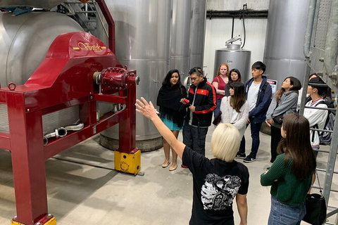 Hunter Valley Small Group Wine, Gin, Cheese & Chocolate Tour - Tourism Adelaide 9
