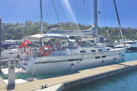 Sailing Curlew Escape On Moreton Bay - Tourism Adelaide 8