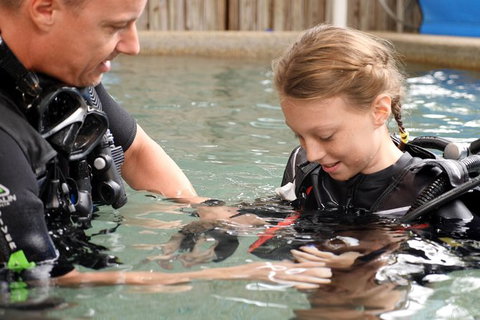 Scuba Kids- Padi Bubblemaker Course - Tourism Adelaide 1