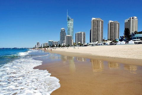 Gold Coast Airport Transfers : Airport OOL To Gold Coast City In Luxury Car - Tourism Adelaide 6
