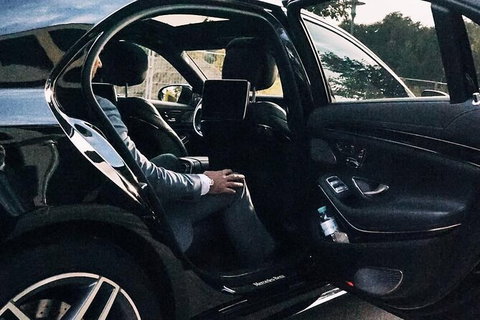 Arrival Private Transfers: Adelaide Airport ADL To Adelaide In Business Car - Tourism Adelaide 4