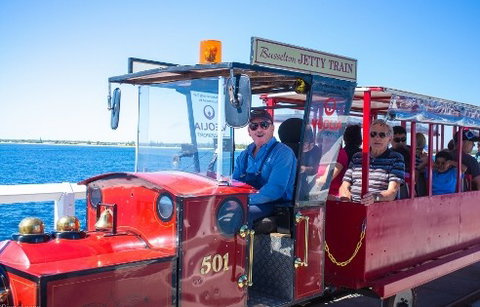 Busselton Jetty & Underwater Observatory Tour - Tourism Adelaide 3