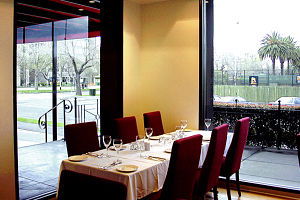 Red Terrace - Tourism Adelaide 0