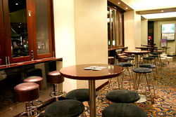 Gladstone Park Hotel - Tourism Adelaide 0