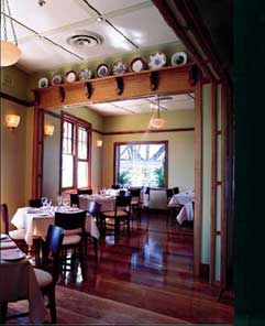 Harbour View Hotel - Tourism Adelaide 2