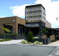 Hinterland Hotel - Tourism Adelaide