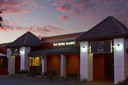 Runaway Bay Tavern - Tourism Adelaide 2