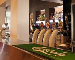 Queen's Head Hotel - Tourism Adelaide 3