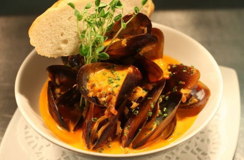 Garlic Clove Restaurant - Tourism Adelaide 3