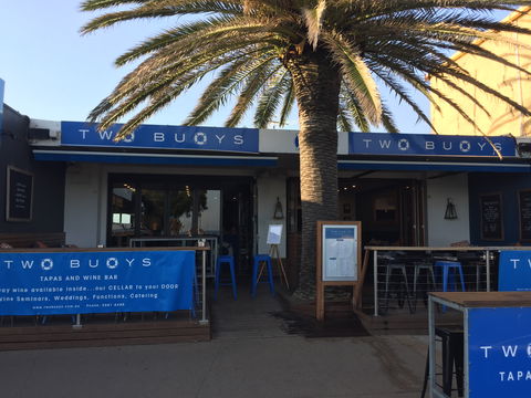 Two Buoys - Tourism Adelaide 8
