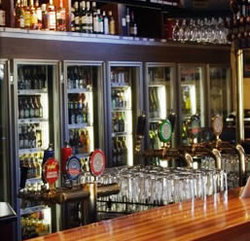 Racecourse Hotel - Tourism Adelaide 0