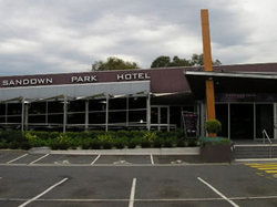 Sandown Park Hotel - Tourism Adelaide 0