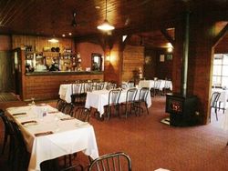 Ranges Hotel - Tourism Adelaide 1
