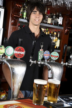 Kardinya Tavern - Tourism Adelaide 1