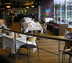 Sandown Park Hotel - Tourism Adelaide 1