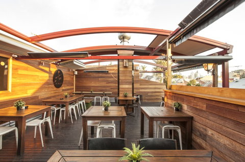 The Fox Hotel - Tourism Adelaide 5
