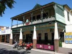 Shamrock Hotel Alexandra - Tourism Adelaide 0
