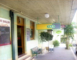 Bangalow Hotel - Tourism Adelaide 2